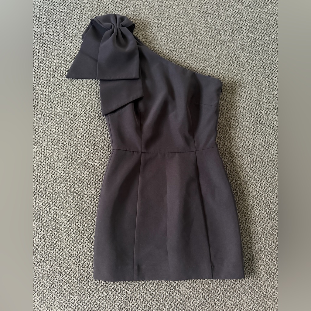Gianni Bini One Shoulder Bow Dress - Shortened